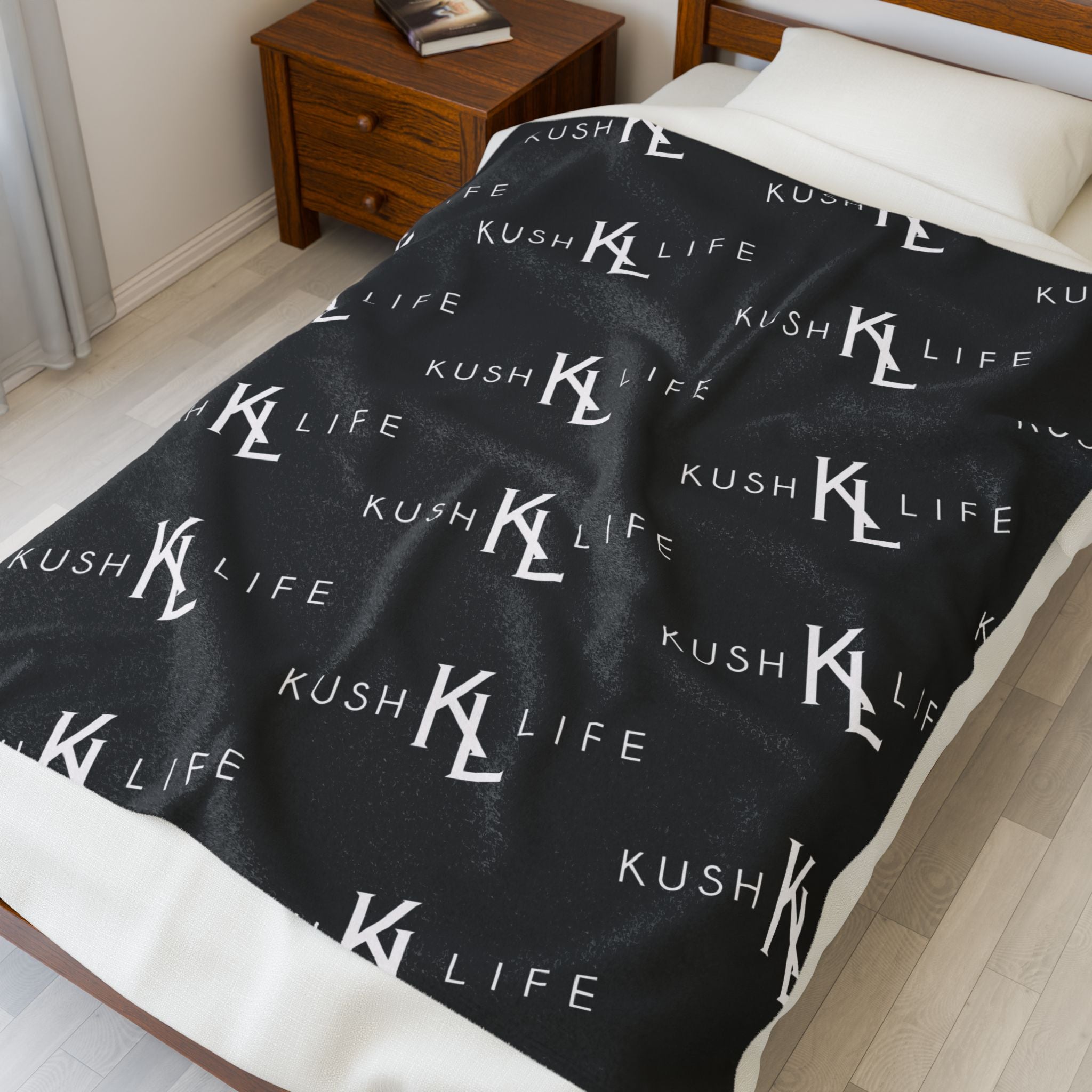 Kush KL Life Classic Logo Pattern - Velveteen Plush Blanket